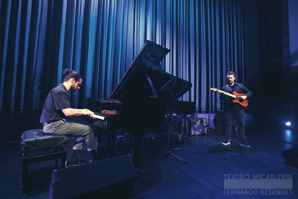 Tempos e Lugares - Live at Teatro Micaelense